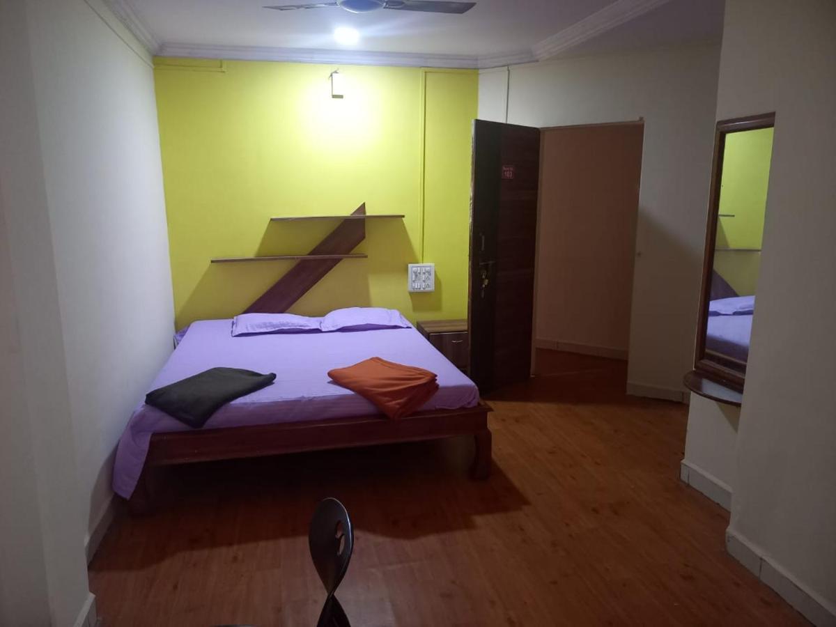 Hotel Kushal Chiplun Exterior photo